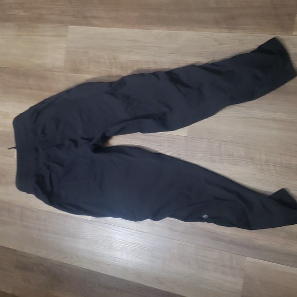 Lululemon dance crop pants - Picture 3 of 6